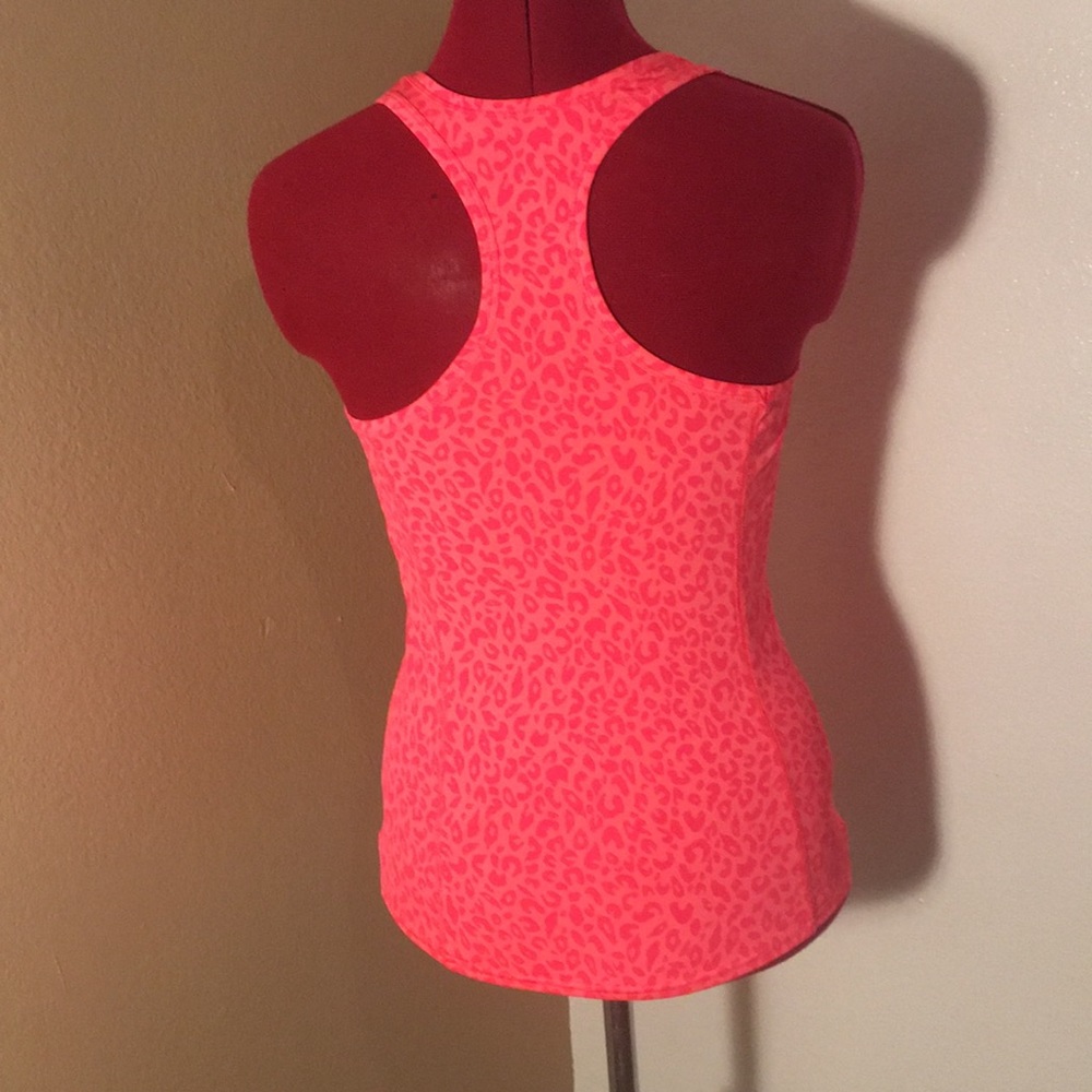 NWOT H&M Cheetah Workout Tank - Picture 3 of 5